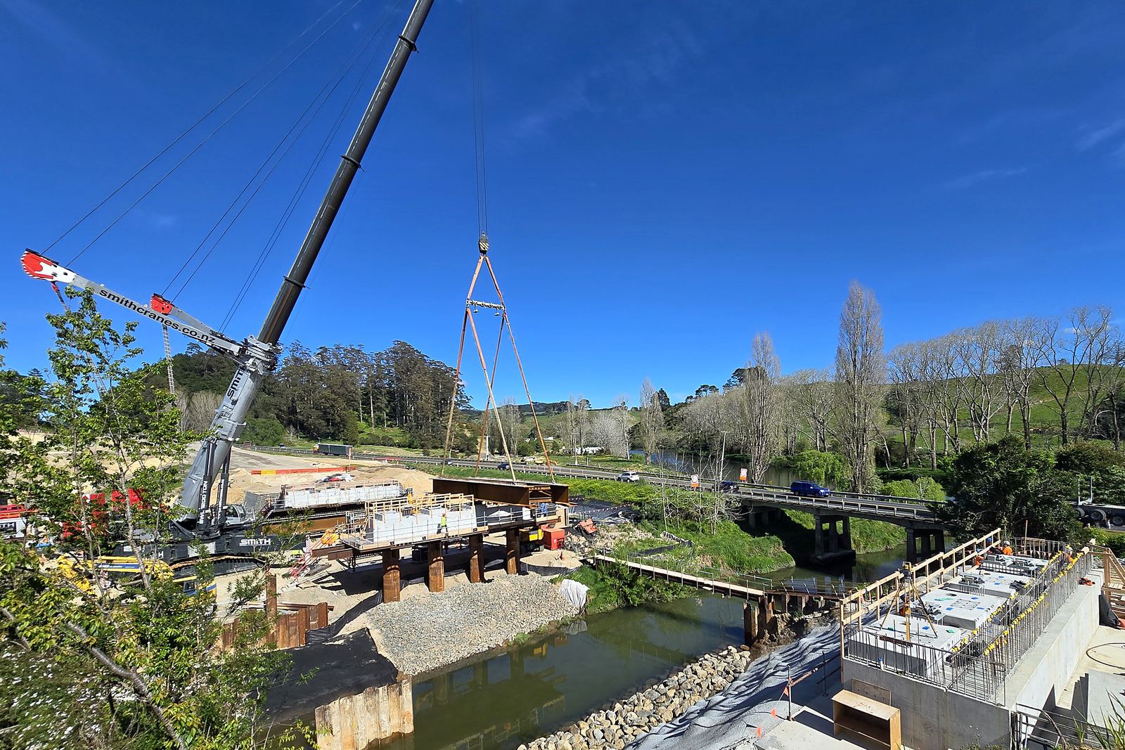 The new bridge taking shape beside the existing SH29 bridge over the Omanawa River. 9 October 2026. SH29 Omanawa Bridge Replacement
